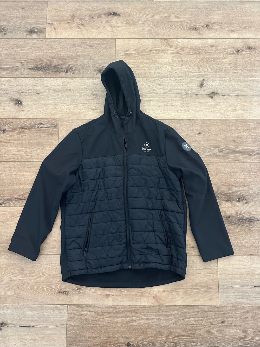 Hurley Men's Black Hooded Quilted Soft-Shell Jacket